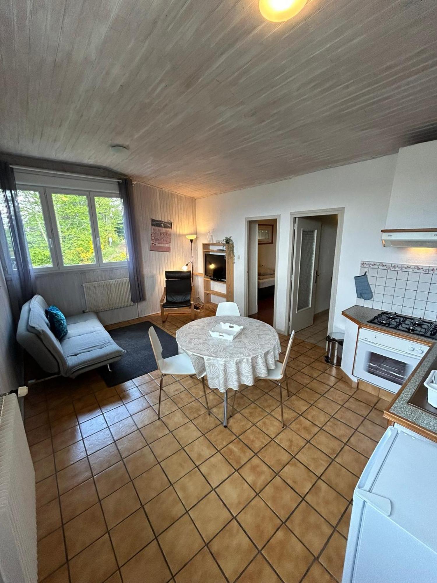 Camping du Château Granges-sur-Vologne Exterior foto